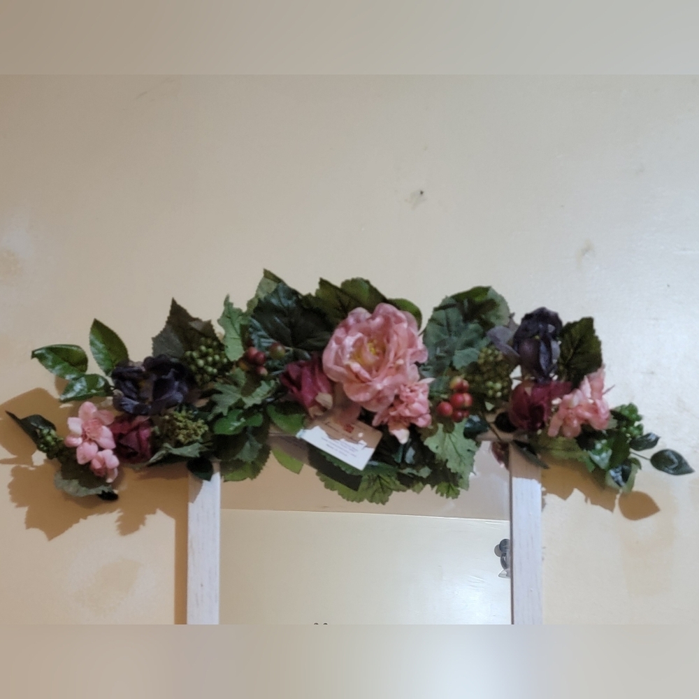 Home interior and gift merchandise